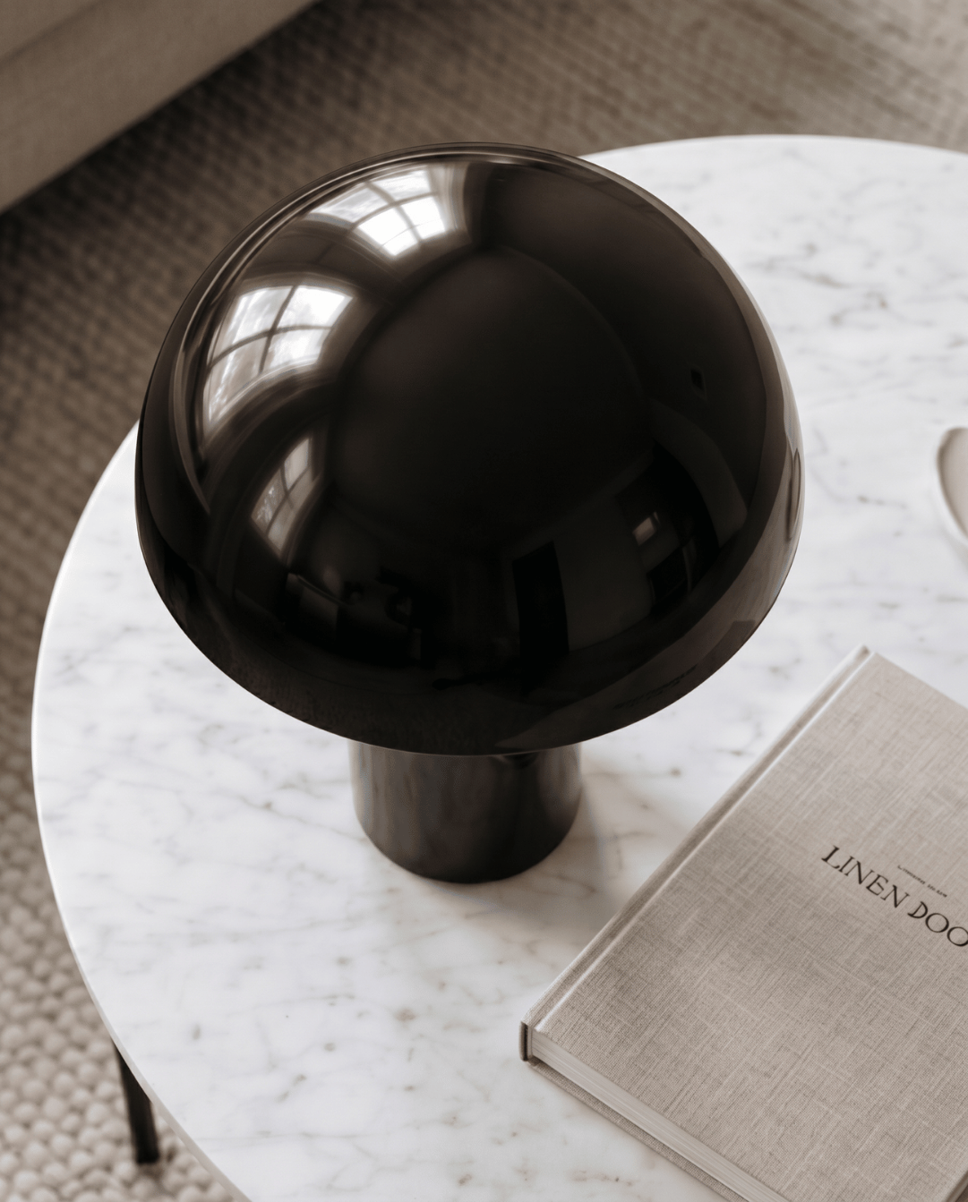 Black aluminum mushroom table lamp - view 3