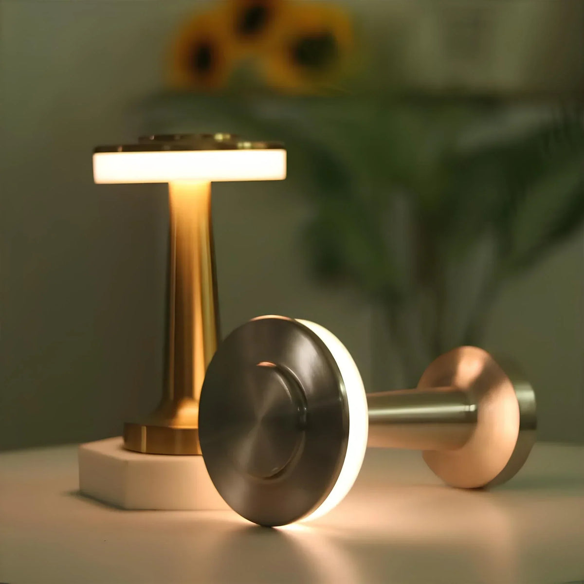 Cordless dimmable retro table lamp - view 11
