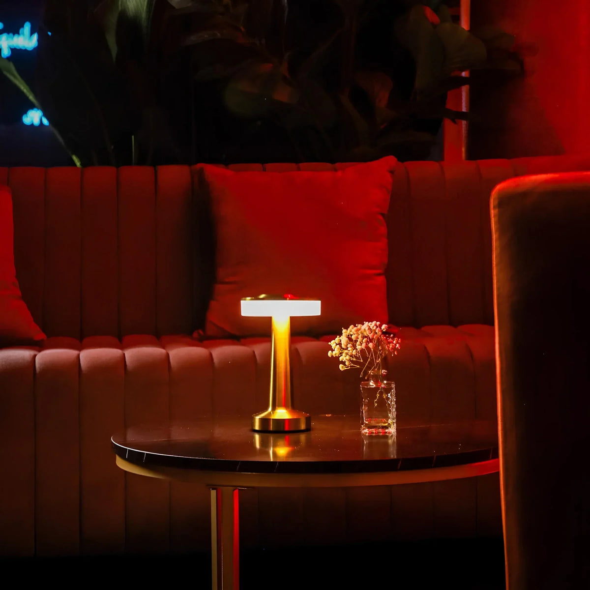 Cordless dimmable retro table lamp - view 7