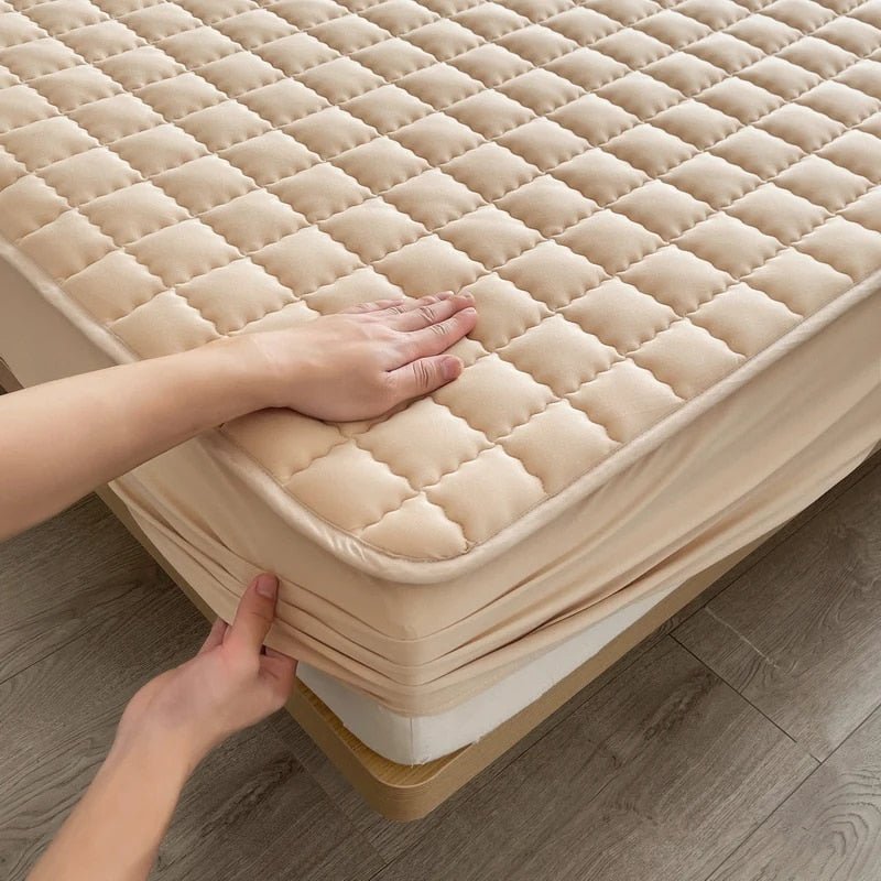 Waterproof Stretch Mattress Protector - view 5